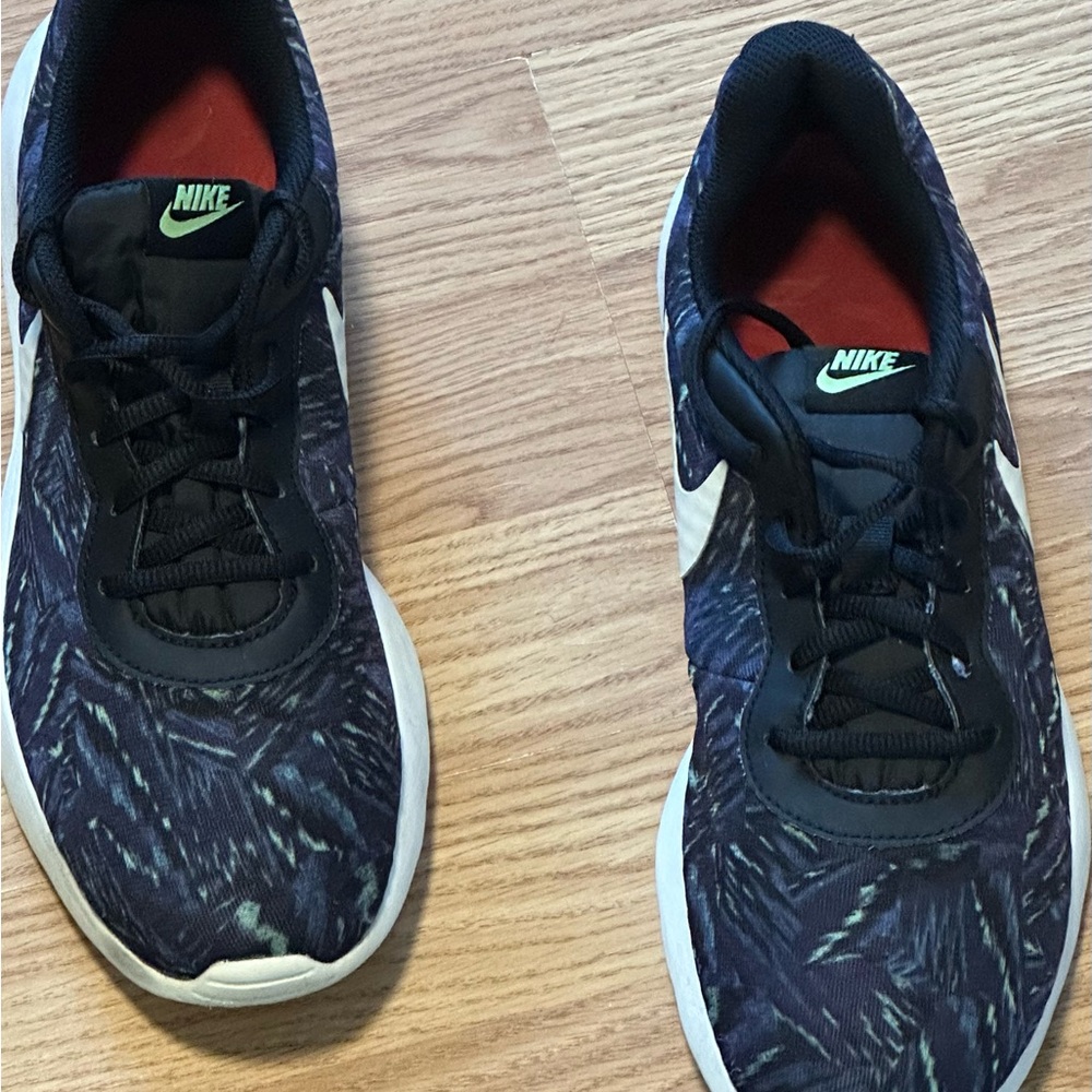 Nike Running Shoes Artistic Pattern Black, Blue, Purple & White Swoosh - Size 10